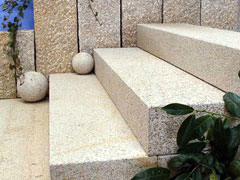 Blockstufen Granit gelb