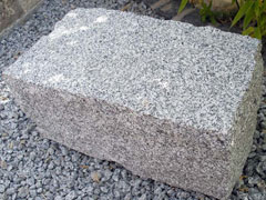  Mauersteine - Granit mittelkorn grau, gespalten